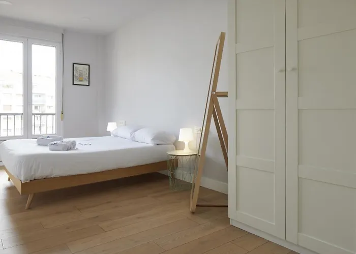 Aukera - Basque * San Sebastián